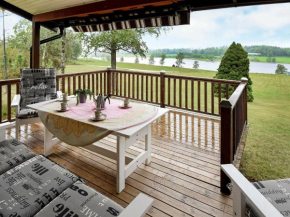 Two-Bedroom Holiday home in Frändefors 1